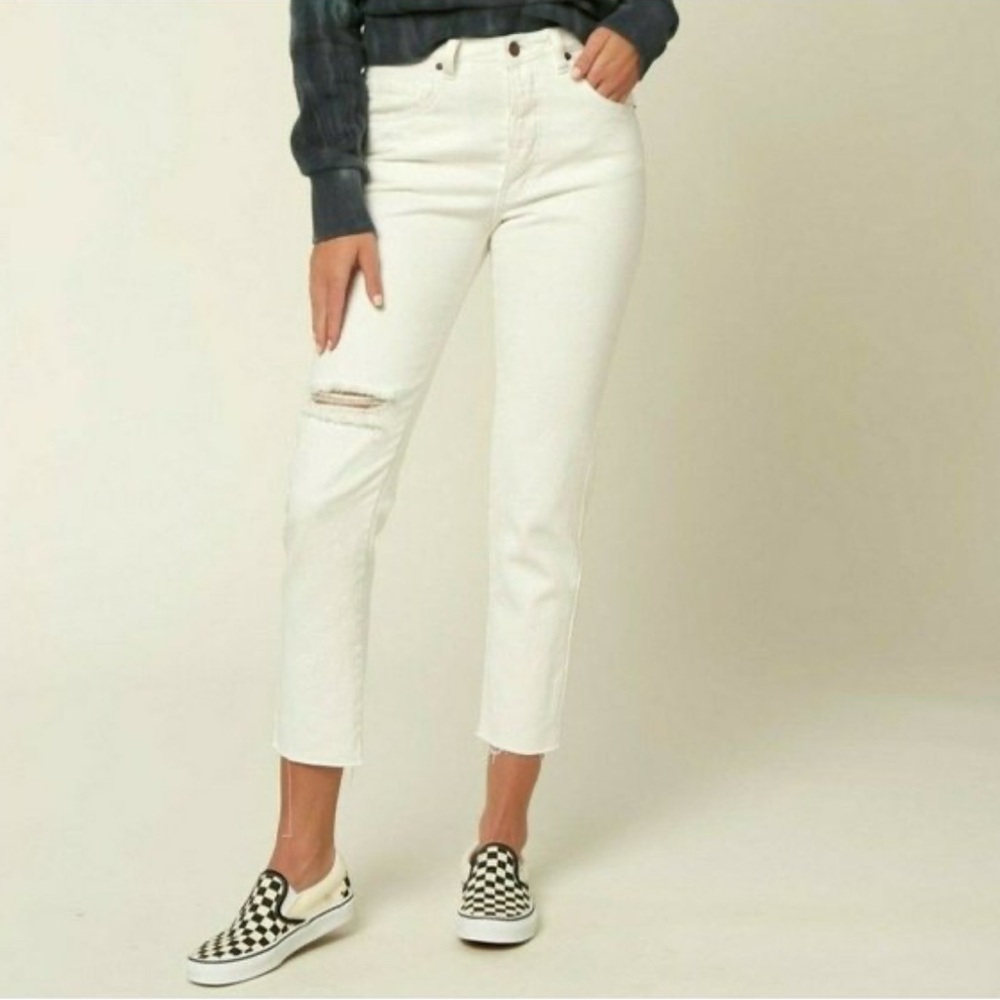 O’Neill Benatar Distressed White Jeans NWT